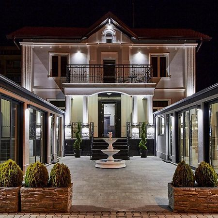 Хотел Паризи Kazanlŭk Exterior foto